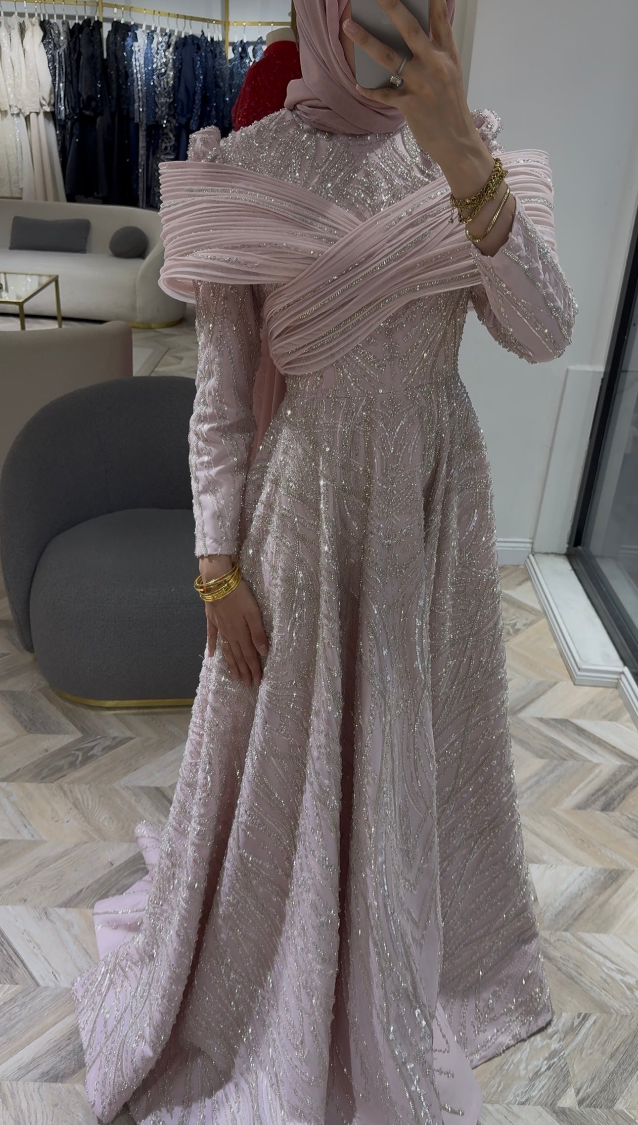ELSA PUDRA - KİRALAMA